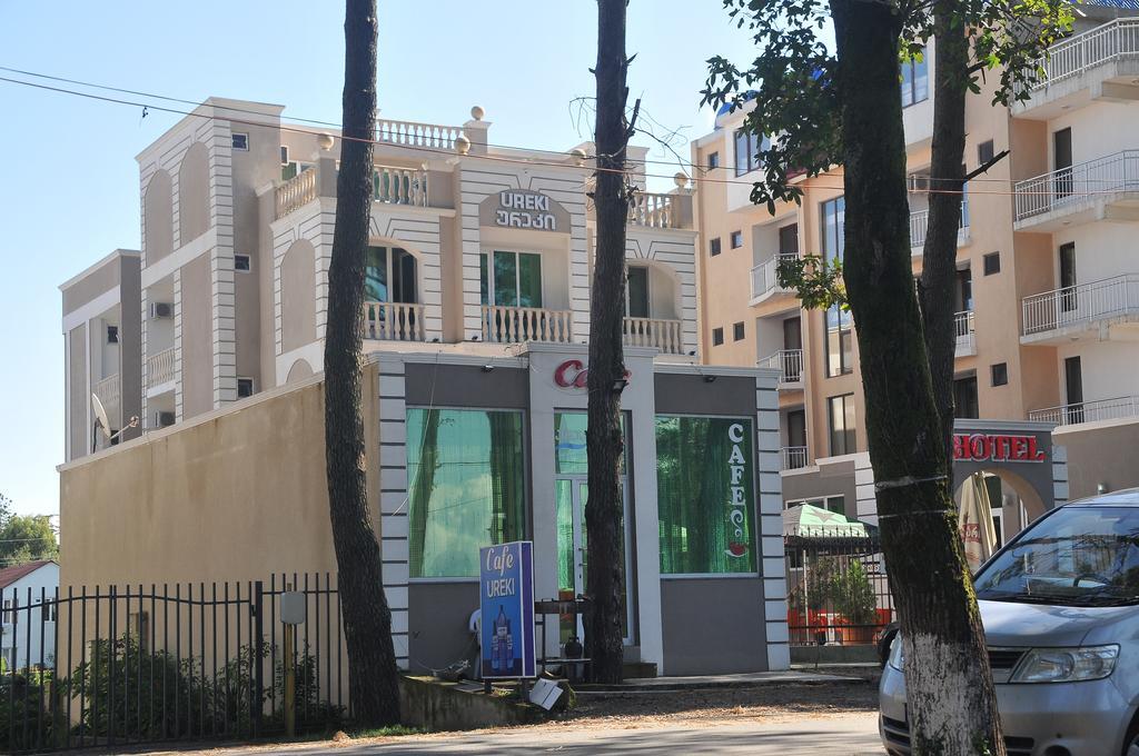 Gala Hotel อูเรคี ภายนอก รูปภาพ