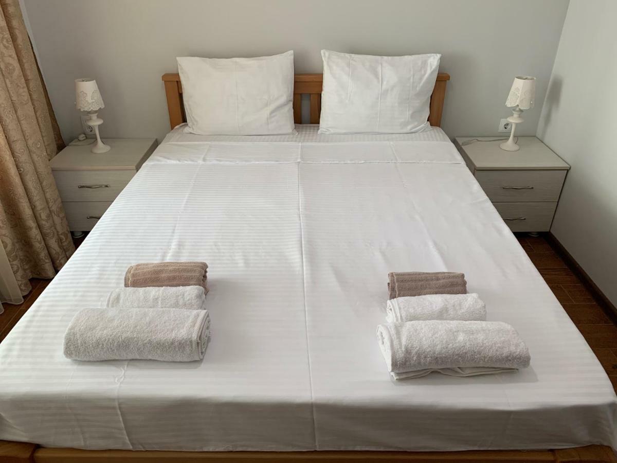 Gala Hotel อูเรคี ภายนอก รูปภาพ